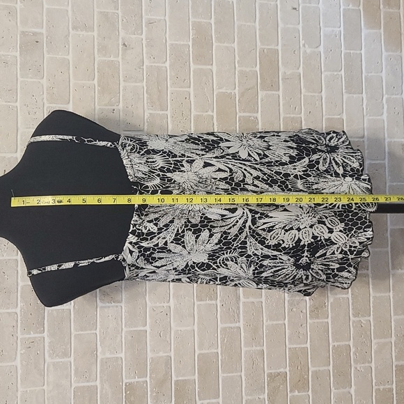 Women's Black and White Floral Print Relax Fit High Low Spaghetti Top(Sz 4) - Picture 8 of 8
